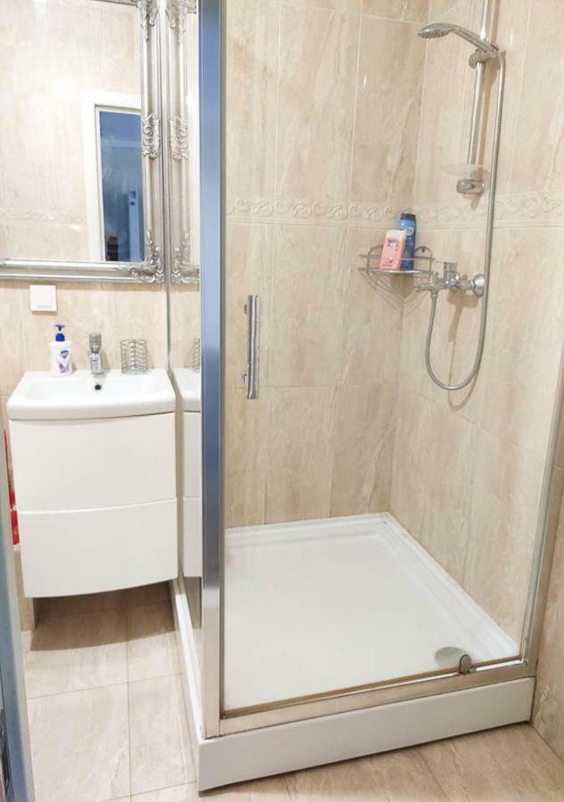 Apartmán Grunvald Lux Kyjev Exteriér fotografie